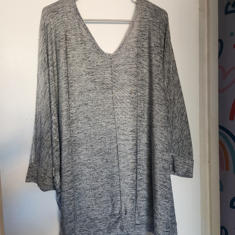 Gray V-Neck Knit Top